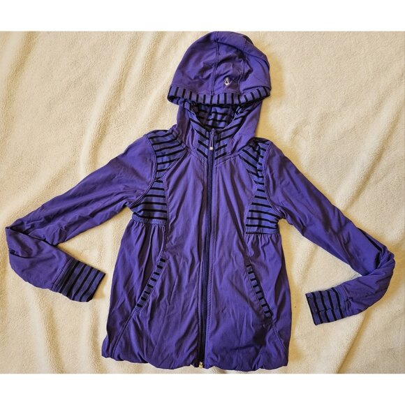 IVIVVA by LULULEMON Reversible womens purple Hoodie Size 8 - Picture 1 of 12